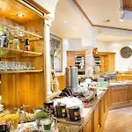 酒店 Henri Seefeld (adults Only) 蒂罗尔-泽费尔德