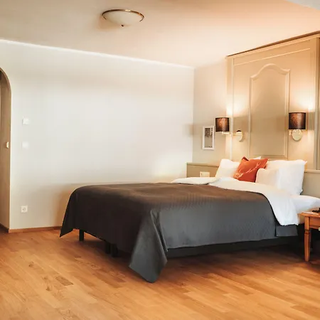 מלון Henri Seefeld (adults Only) 4*