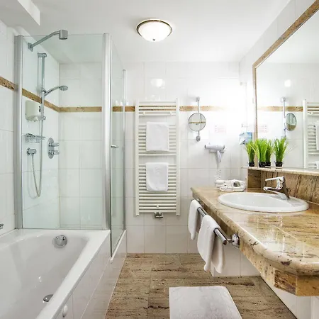 Henri Seefeld (adults Only) Seefeld w Tirolu